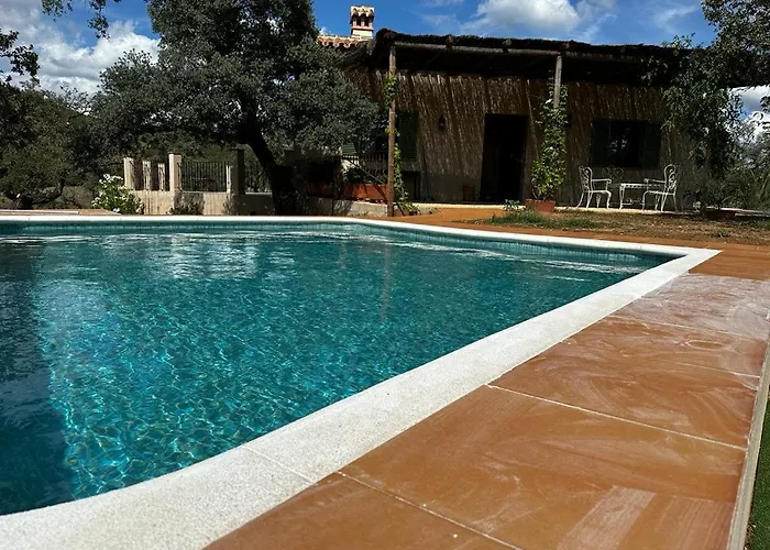 Alojamiento Rural En Aracena. Finca El Rehilete